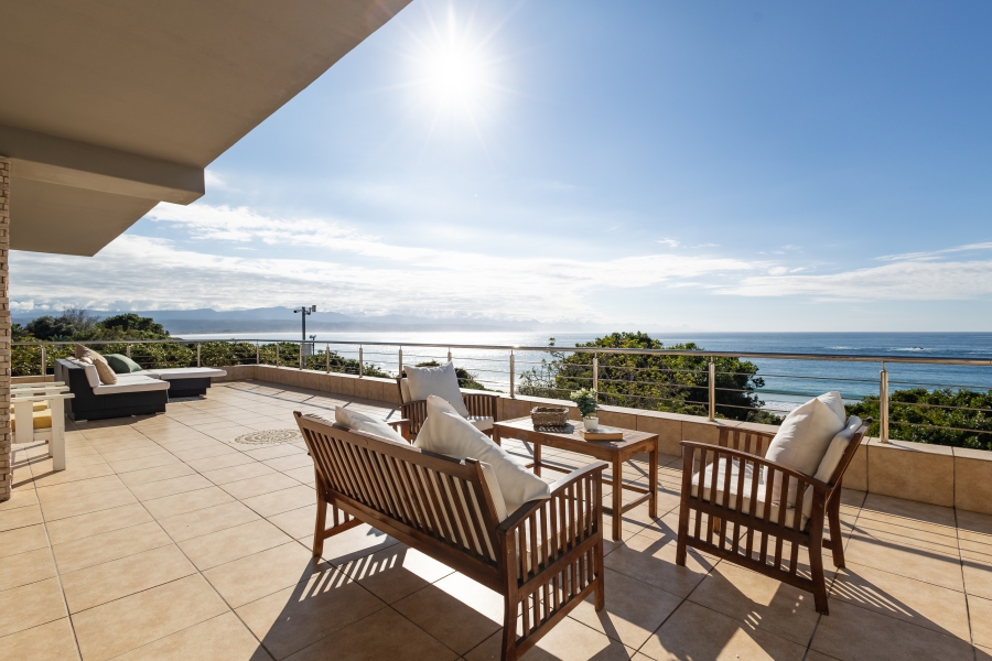 7 Bedroom Property for Sale in Beacon Isle Western Cape